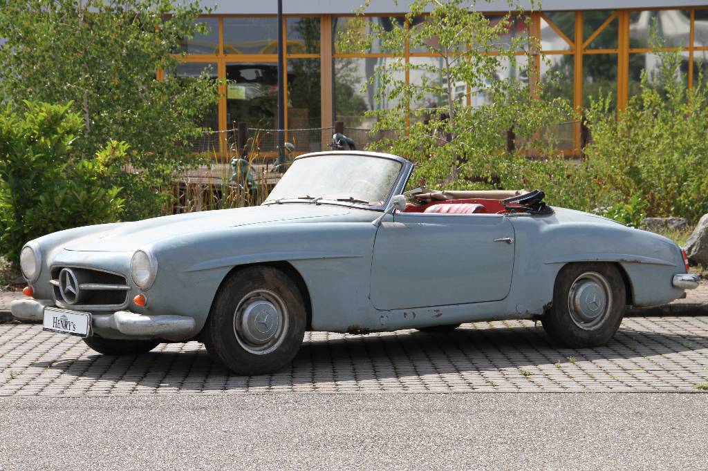 Detail b: Mercedes-Benz 190 SL W 121 B II, EZ 1961, Familienintern 3. Hand, Laufleistung ca. 136.000 km, 77 kW/ 105 PS, 4-Gang Schaltgetriebe, hellblau, Leder ...