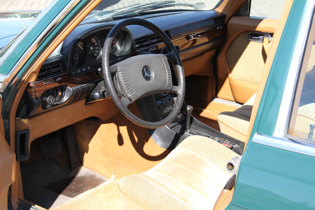 Detail e: Daimler-Benz 450 SEL 6.9 W 116, EZ 01.1976, 1. Hand, Laufleistung ca. 564.074 km, TÜV 05.2017, H-Zulassung, 210 kW/ 286 PS, Automatikgetriebe, ...