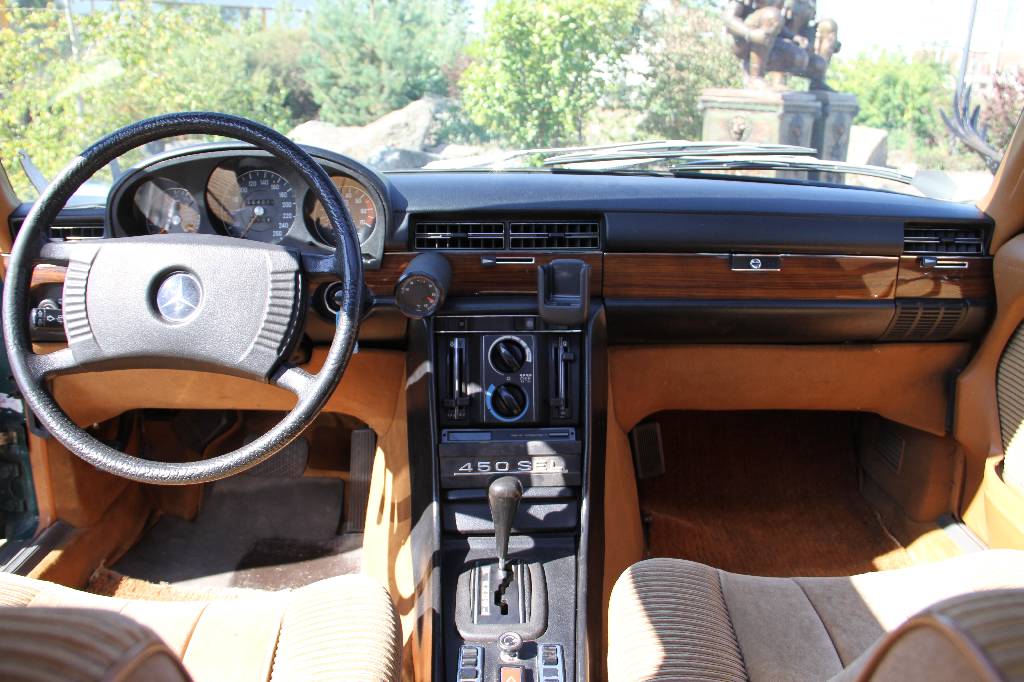 Detail f: Daimler-Benz 450 SEL 6.9 W 116, EZ 01.1976, 1. Hand, Laufleistung ca. 564.074 km, TÜV 05.2017, H-Zulassung, 210 kW/ 286 PS, Automatikgetriebe, ...