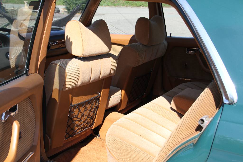 Detail h: Daimler-Benz 450 SEL 6.9 W 116, EZ 01.1976, 1. Hand, Laufleistung ca. 564.074 km, TÜV 05.2017, H-Zulassung, 210 kW/ 286 PS, Automatikgetriebe, ...