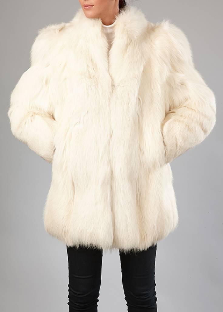Polar-Fuchsjacke, Gr. ca. 42, Felle längs verarbeitet, gerade Form, Stehkragen, Innenfutter silbergrau, Rückenl. ca. 80 cm