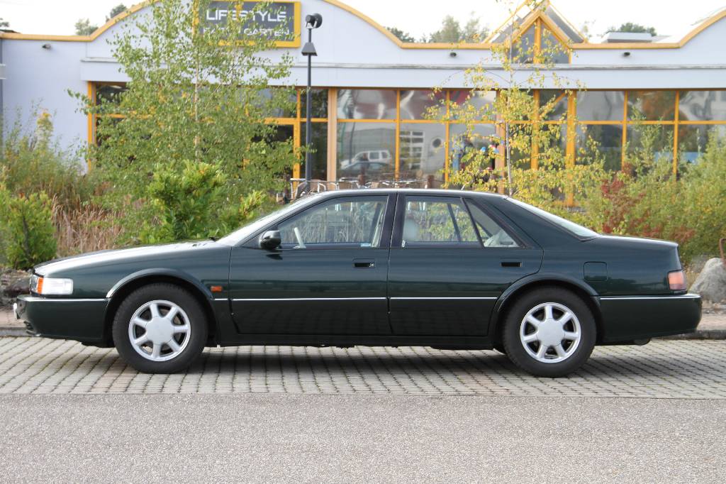 Detail b: Cadillac Seville STS, EZ 02.1998, Laufleistung ca. 130.000 km, 224 kW/ 305 PS, Automatikgetriebe, dunkelgrün, Leder creme, unfallfrei, leichte ...