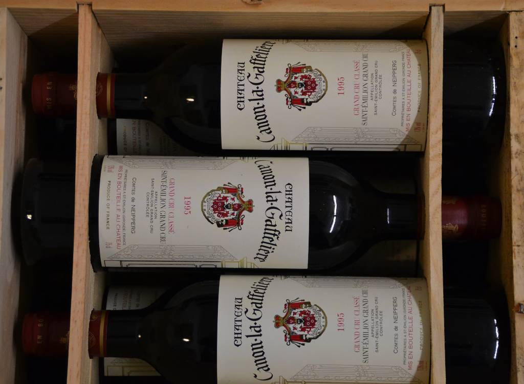 6 Flaschen 1995 Chateau Canon La Gaffeliere,Saint-Emilion, into neck, je ca. 75 cl, unverkostet, in der Originalholzkiste, Jean- Marc Quarin 91/100