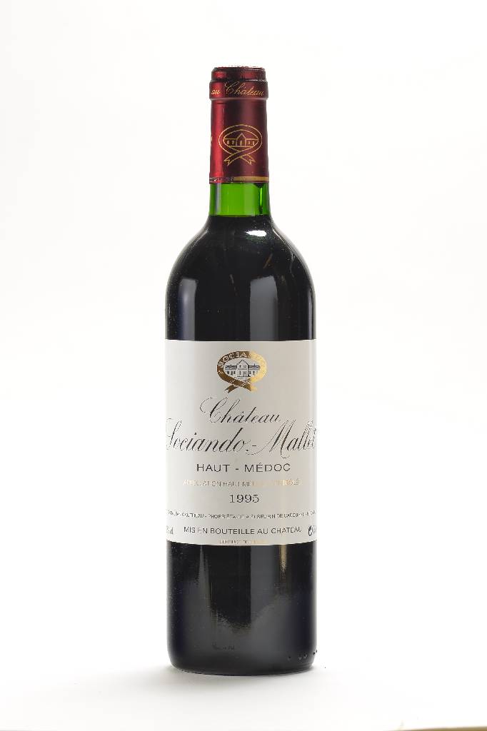 12 Flaschen 1995 Chateau Sociando Mallet, Haut-Medoc, je ca. 75 cl, unverkostet, in Originalholzkiste, Wine Spectator 91/100 Punkte
