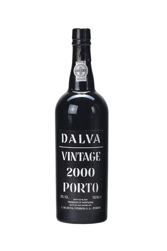 12 Flaschen 2000 Dalva Vintage Port, je ca. 75 cl, into neck, unverkostet, 2002 in die Flasche abgefüllt, Shipped by C. Da Silva (Vinhos), in 2 ...