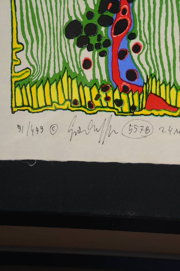 Detail a: Friedensreich Hundertwasser, 1928-2000, Do not wait houses, Gartenareal vor Häuser, Farbholzschnitt, signiert und num. 91x499, ca. 57x42,5 cm, unter ...