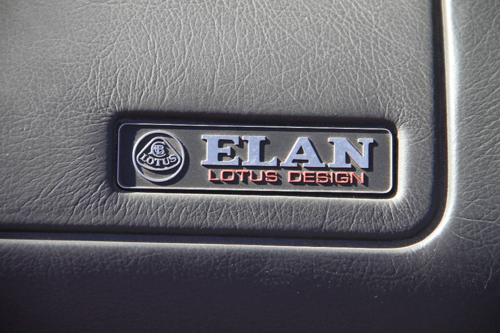 Detail g: Lotus Elan Cabriolet, EZ 06.1992, Laufleistung ca. 129.000 km, TÜV bis 04.2017, 116 kW/ 158 PS, 4-Zylinder, 5-Gang Schaltgetriebe, rot, neue ...