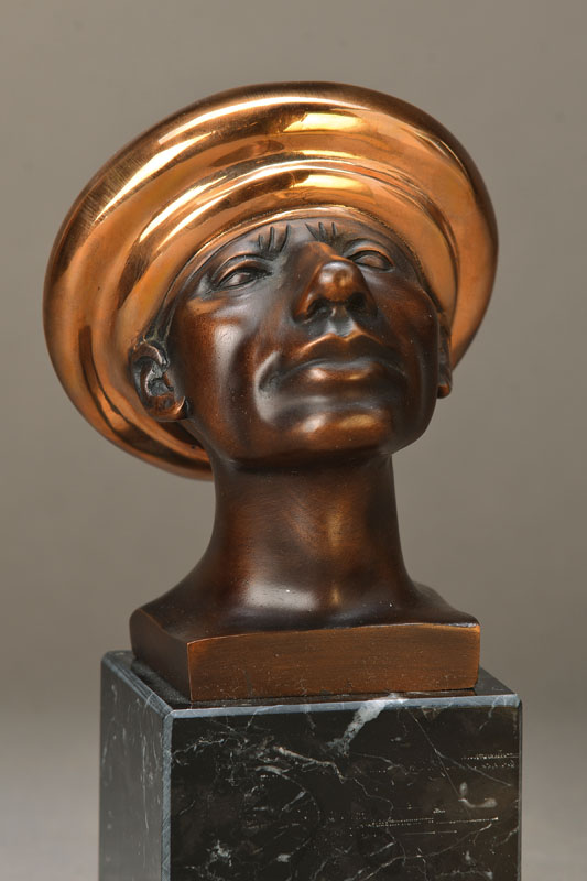 Rudolf Hausner, 1914-1995, Adam wohlbehütet, Bronzeskulptur, teilpoliert, signiert und nummeriert 684/1250, Gießerstempel Venturi Arte, H. ca. 19 cm