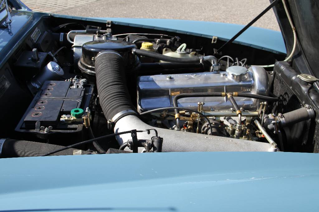 Detail h: Mercedes-Benz 190 SL Cabriolet W 121 B II, EZ 07.1960, 1 Besitzer in Deutschland, Laufleistung ca. 2123 km abgelesen, TÜV bis 05.2016, H-Zulassung, ...
