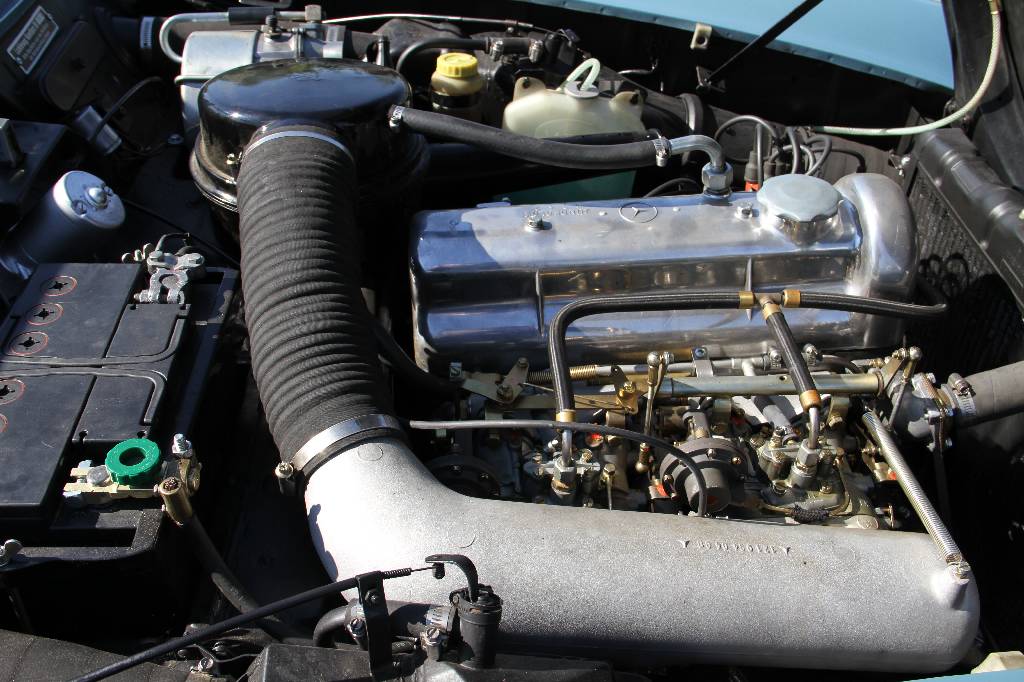 Detail i: Mercedes-Benz 190 SL Cabriolet W 121 B II, EZ 07.1960, 1 Besitzer in Deutschland, Laufleistung ca. 2123 km abgelesen, TÜV bis 05.2016, H-Zulassung, ...