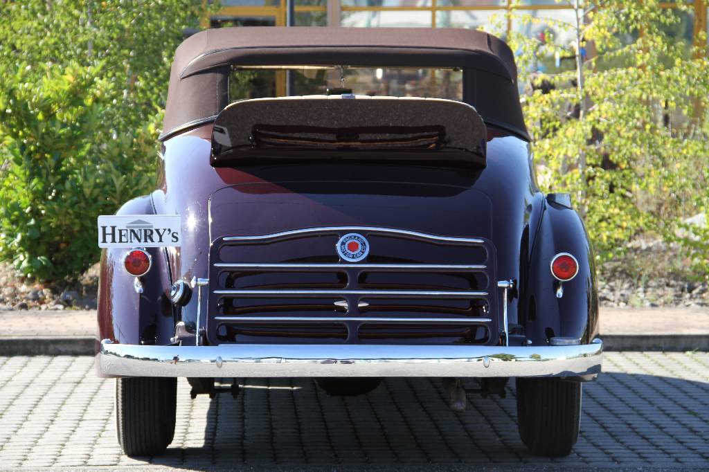Detail d: Packard 120 Straight Eight One Twenty Cabriolet, EZ 07.1936, 1. Hand in Deutschland, Laufleistung ca. 15.123 km abgelesen, H-Zulassung, 89 kW/ 121 ...
