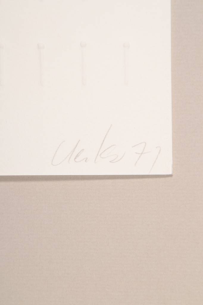 Detail a: Günther Uecker, geb. 1930, Prägedruck auf Bütten, handsigniert und datiert 71, Auflage ca. 100, Blattgr. ca. 36x21 cm, unter Glas gerahmt
