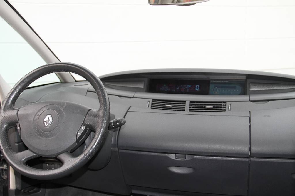 Detail d: Renault Espace 3.5 V6, Fahrgestellnummer: VF1JK00CB40744412, EZ 09.2010, 2. Hand laut Brief, Laufleistung ca. 70.300 km abgelesen,laut Renault ...