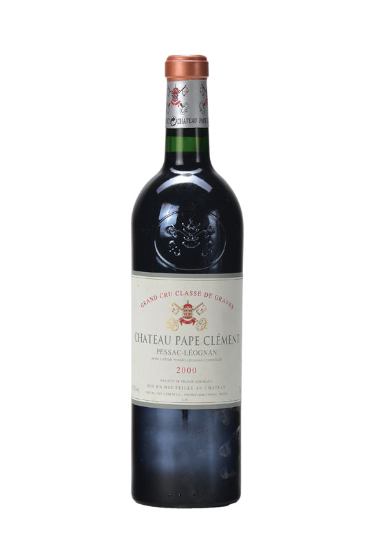 1 Flasche 2000 Chateau Pape Clement, Pessac-Leognac, Grand Cru Classe de Graves, into neck, ca. 75 cl, rückseitig: Künstleretikett von Bernard ...