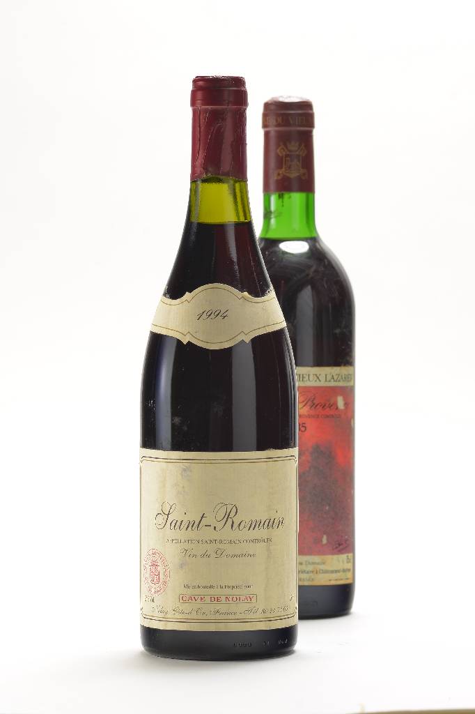 2 Flaschen französischer Wein, 1x 1985 Domaine Du vieux Lazaret Cotes de Provence, ca. 75 cl, top shoulder, unverkostet, 1x 1994 Saint-Romain Cave ...