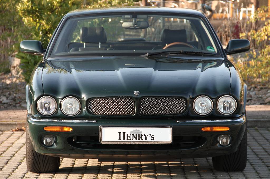 Detail a: Jaguar XJ8 Sport, EZ 04.1999, Laufleistung ca. 96.000 km, TÜV bis 10.2017, 209 kW/ 286 PS, 8-Zylinder, 5-Gang Automatikgetriebe, grün, Vollleder ...