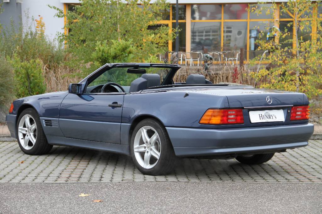 Detail b: Mercedes-Benz SL 280 R 129, EZ 05.1994, Laufleistung ca. 155.000 km, TÜV 08.2017, 142 kW/193 PS, 6-Zylinder, Automatikgetriebe, nautikblau metallic, ...