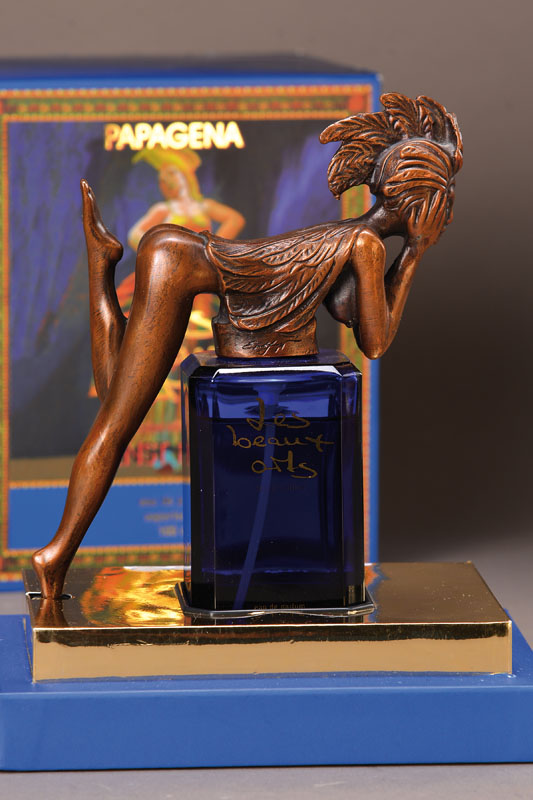 Ernst Fuchs, geb. 1935 Wien, Flakon mit Bronzeskulptur, aus der Serie Les beaux arts, Entwurf von E. Fuchs, die Zauberflöte, num. 2110/2000, blauer ...