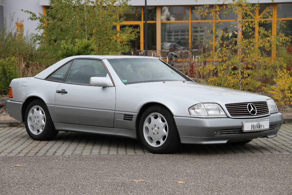 Detail f: Mercedes-Benz SL 300 24 V R 129, EZ 02.1992, Laufleistung ca. 173.978 km, 170 kW/ 231 PS, 6-Zylinder, Automatikgetriebe, silber, Vollleder schwarz, ...