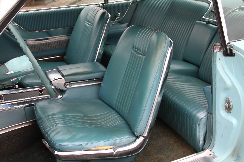Detail g: Ford Thunderbird Coupé, EZ 07.1965, Laufleistung 93.662 miles abgelesen, H- Zulassung, Automatikgetriebe, türkis, Kunstleder türkis, Fahrzeug in ...