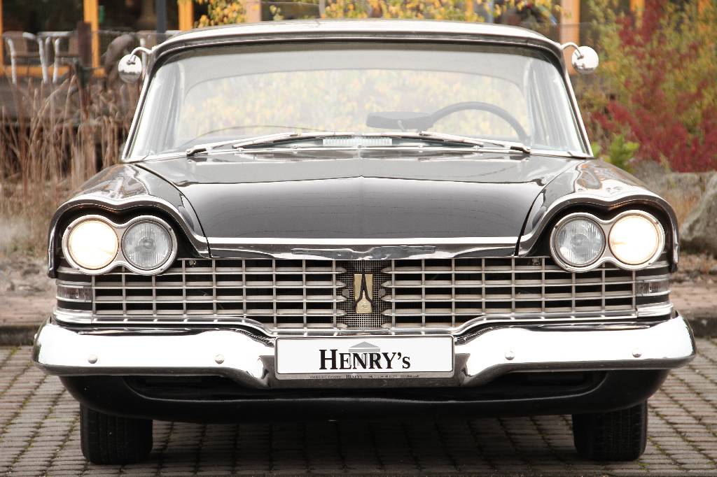 Detail a: Plymouth Savoy Coupé, EZ 11.1959, Laufleistung 9.697 miles abgelesen, H- zulassungsfähig, 191 kW/ 260 PS, 8-Zylinder, Automatikgetriebe, schwarz, ...