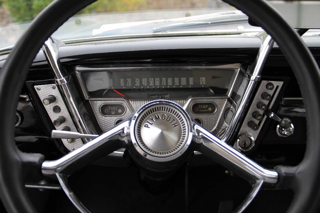 Detail i: Plymouth Savoy Coupé, EZ 11.1959, Laufleistung 9.697 miles abgelesen, H- zulassungsfähig, 191 kW/ 260 PS, 8-Zylinder, Automatikgetriebe, schwarz, ...