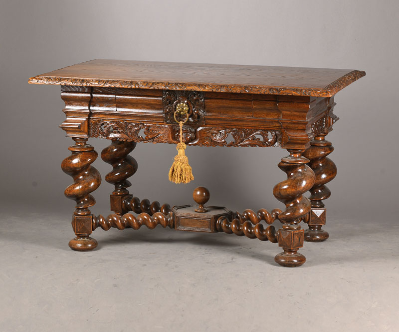 Norddeutscher Prunktisch, im Barockstil, um 1880/90, Eiche massiv, Platte mit Faltsternintarsie, Kante mit wilder Akanthusblattschnitzerei, ...