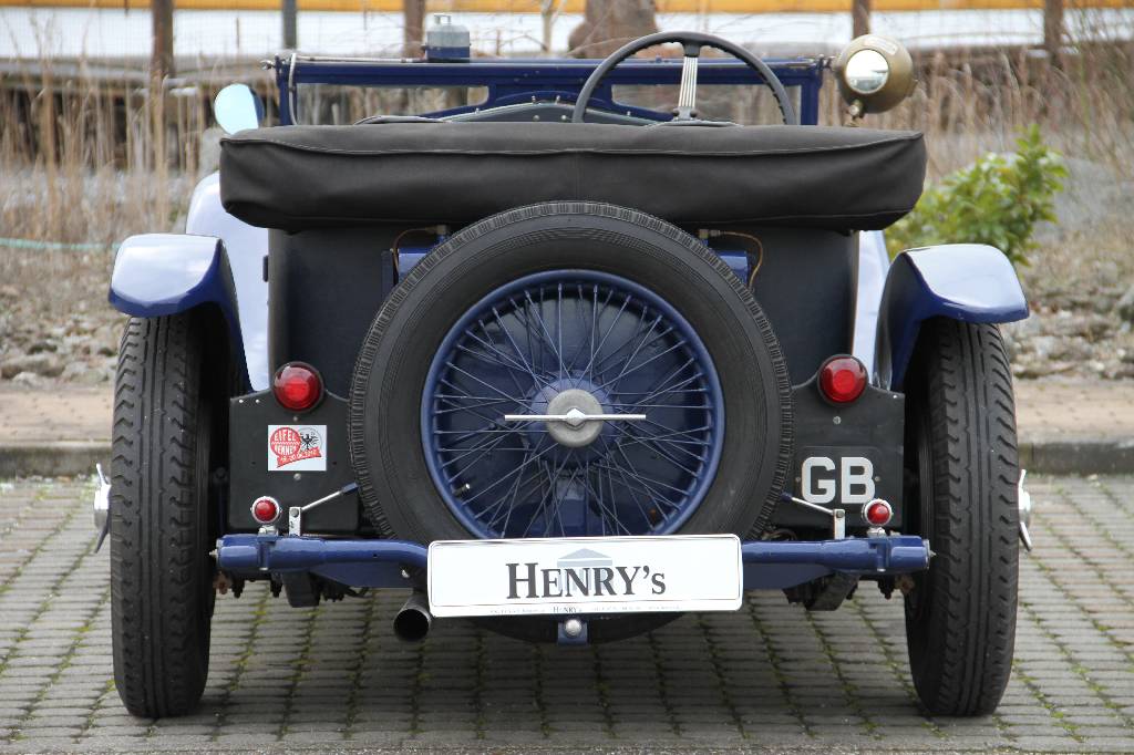 Detail d: Invicta 12/90 Supercharged, Fahrgestellnummer L 183 EZ 10.1932, Laufleistung ca. 2.414 miles abgelesen, H- Zulassung, 66 kW/ 90 PS, 6- Zylinder, ...