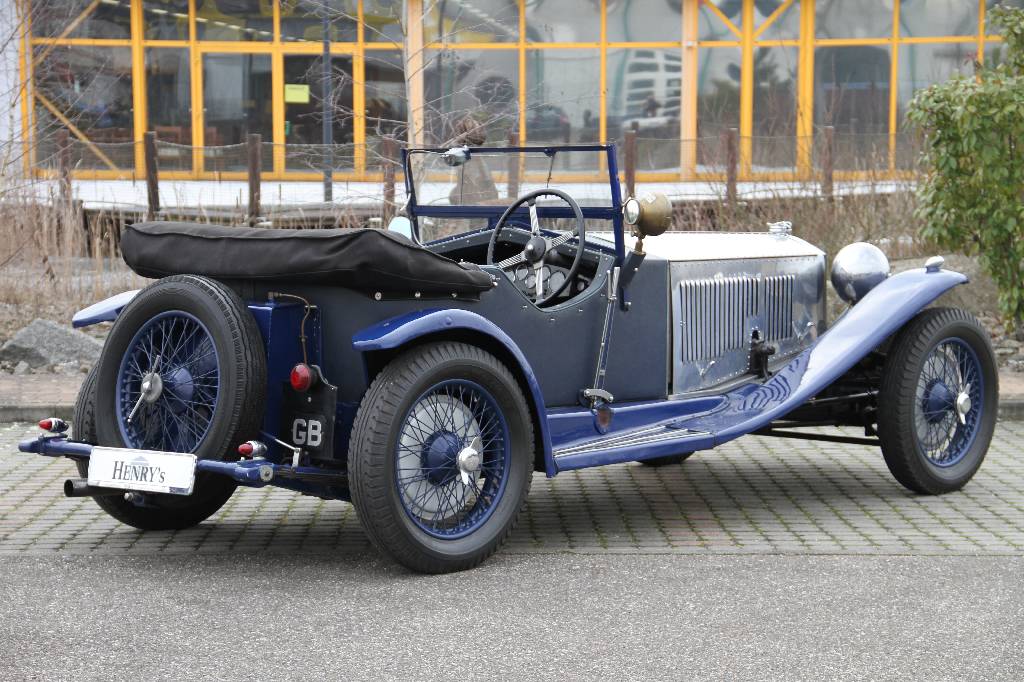 Detail e: Invicta 12/90 Supercharged, Fahrgestellnummer L 183 EZ 10.1932, Laufleistung ca. 2.414 miles abgelesen, H- Zulassung, 66 kW/ 90 PS, 6- Zylinder, ...