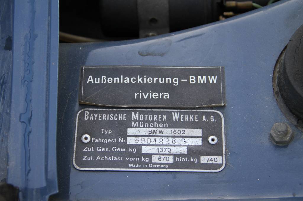 Detail g: BMW 1602 Competizione, EZ 10.1972, Laufleistung ca. 2.337 km abgelesen, H- zulassungsfähig, 80 kW/ 109 PS, 4-Zylinder, 4 -Gang Schaltgetriebe, blau, ...