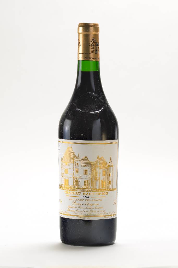 1 Flasche 1994 Chateau Haut-Brion, Pessac-Leognan, Cru Classe des Graves, ca. 75 cl, Abstand zwischen Wein und Kapsel: ca. 1,5 cm, 12,5% Vol., ...