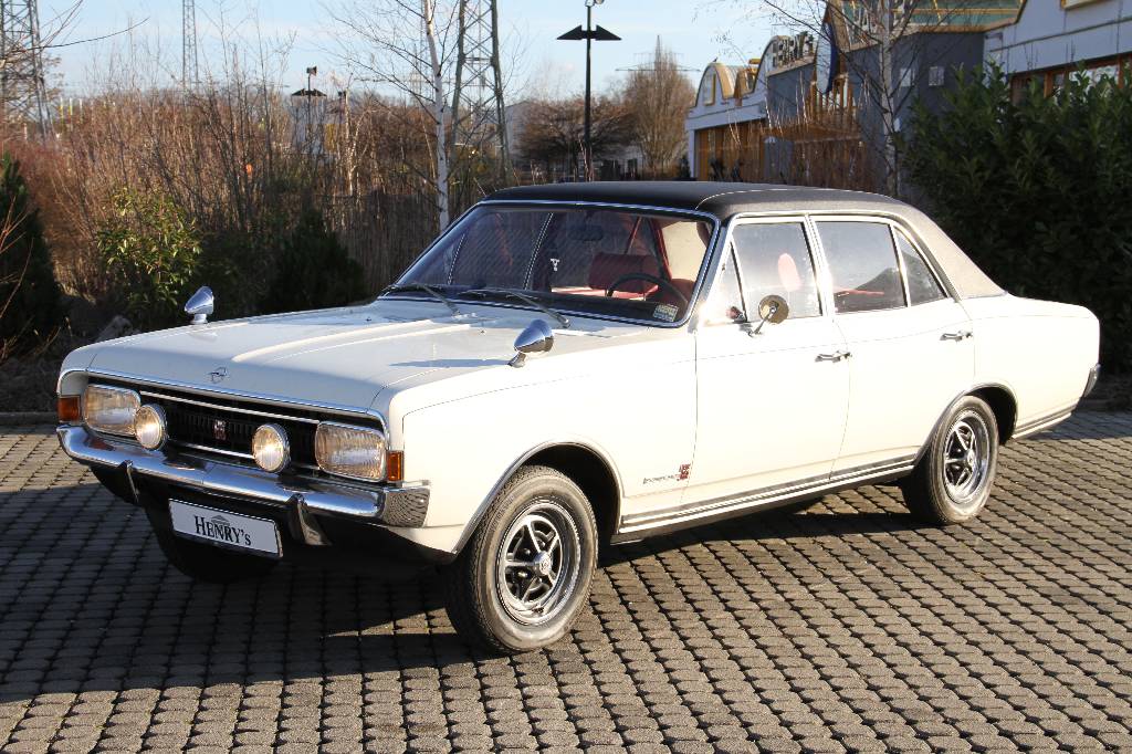 Opel Commodore, EZ 03.1971, 1.Hand, Laufleistung ca. 79.278 km original, HU 03.2016, H-Zulassung, 107 kW/ 145 PS, 6- Zylinder, 4-Gang Schaltgetriebe, ...