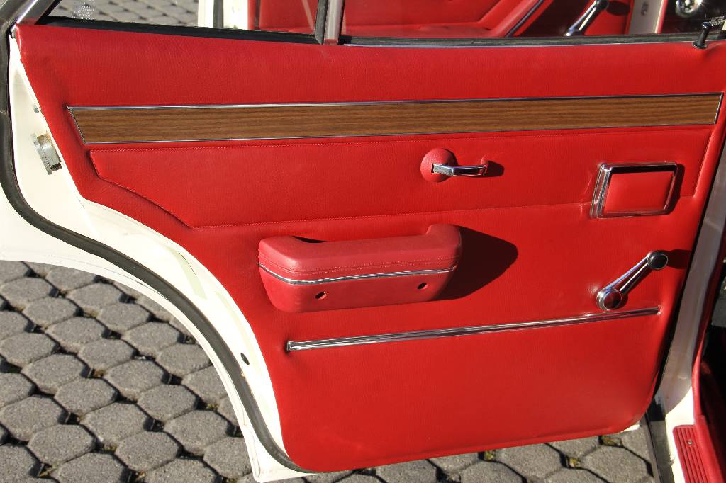 Detail f: Opel Commodore, EZ 03.1971, 1.Hand, Laufleistung ca. 79.278 km original, HU 03.2016, H-Zulassung, 107 kW/ 145 PS, 6- Zylinder, 4-Gang Schaltgetriebe, ...