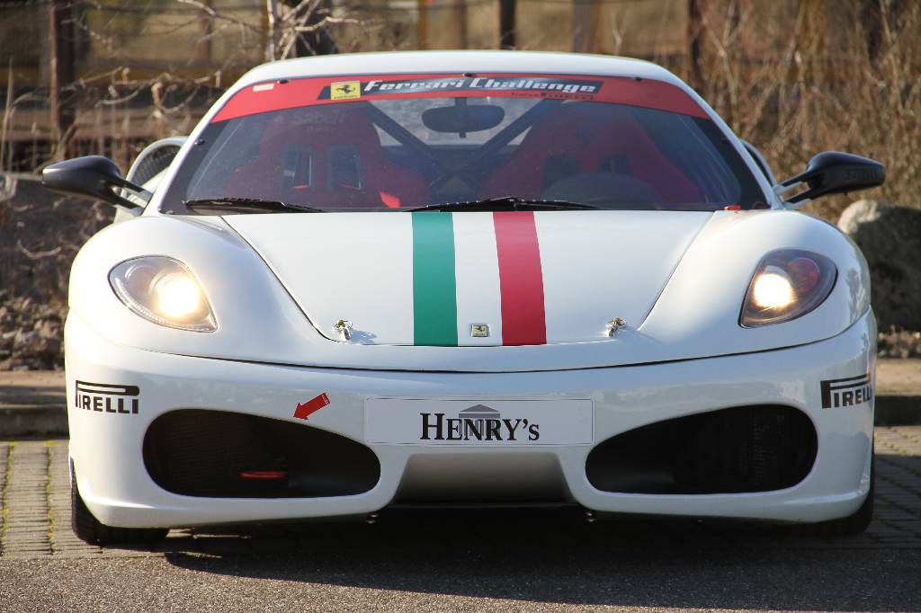 Detail a: Ferrari F430 Challenge mit HU, BJ 2007, 1.Hand, Laufleistung ca. 10.000 km, 372 kW/ 506 PS, 8-Zylinder, Automatik, weiß, rot/schwarz, Rennfahrzeug ...