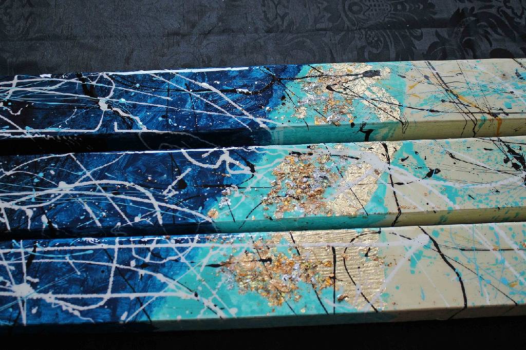 Detail g: Caroline Vis (CJVIS), geb. 1965, zeitgenössische Niederländische Künstlerin, zahlreiche Ausstellungen im In- und Ausland, hier: Golden Peace Blue, ...