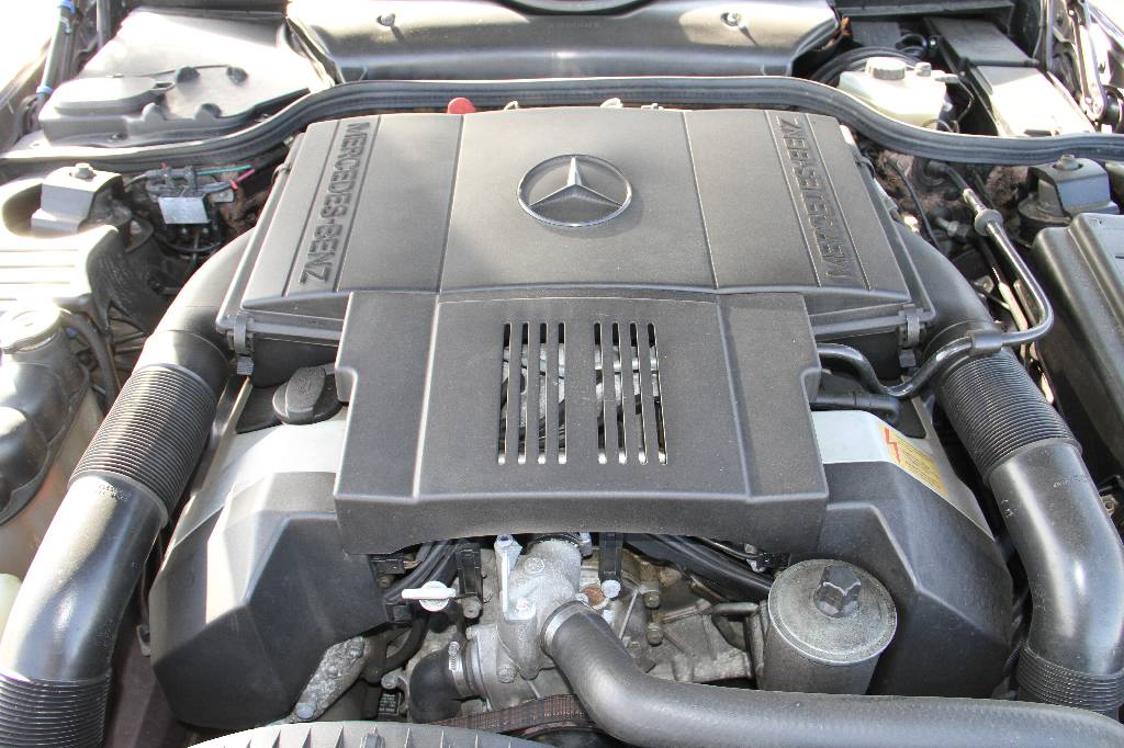 Detail c: Mercedes-Benz SL 500 R129, EZ 05.1993, Laufleistung ca. 227.705 km, HU 08.2016, 235 kW/ 320 PS, 8-Zylinder, Automatikgetriebe, Bornit metallic, Leder ...