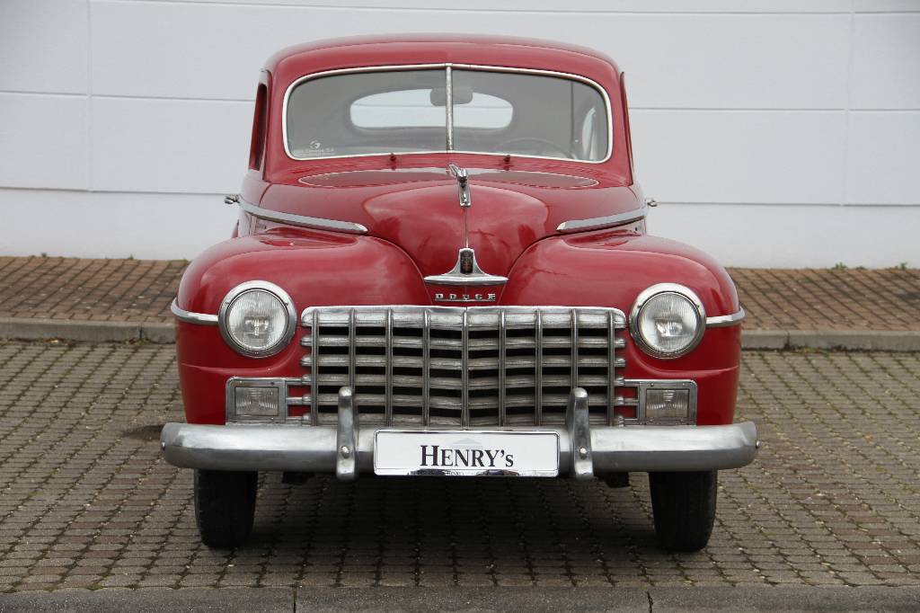Detail a: Dodge Spezial de Luxe, BJ 1947, Laufleistung ca. 96.898 miles abgelesen, H- zulassungsfähig, 73 kW/ 100 PS, 6-Zylinder, Schaltgetriebe, dunkelrot, ...