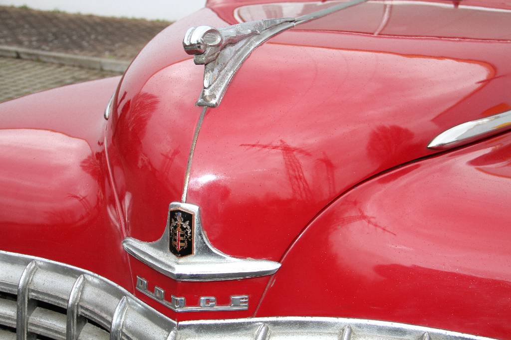 Detail f: Dodge Spezial de Luxe, BJ 1947, Laufleistung ca. 96.898 miles abgelesen, H- zulassungsfähig, 73 kW/ 100 PS, 6-Zylinder, Schaltgetriebe, dunkelrot, ...