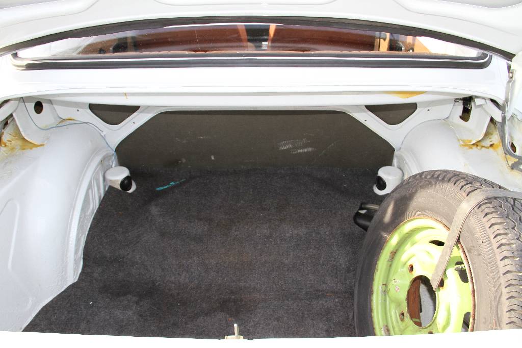 Detail h: Automobilwerk Eisenach Wartburg 353 S, EZ 07.1974, Laufleistung ca. 55.604 km abgelesen, HU 02.2018, H-Zulassung, 37 kW/ 50 PS, 3- Zylinder, ...