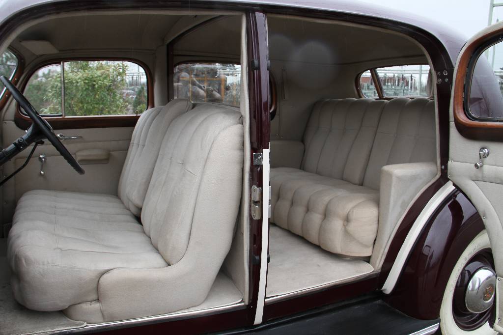 Detail c: Cadillac 5775 Fleetwood, EZ 01.1936, Laufleistung ca. 42.429 miles abgelesen, HU Österreich, H-zulassungsfähig, 99 kW/ 135 PS, 8-Zylinder, ...