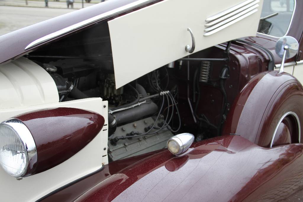 Detail f: Cadillac 5775 Fleetwood, EZ 01.1936, Laufleistung ca. 42.429 miles abgelesen, HU Österreich, H-zulassungsfähig, 99 kW/ 135 PS, 8-Zylinder, ...
