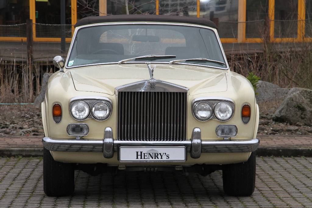 Rolls-Royce Corniche Cabriolet Mulliner Park Ward, EZ 02.1977, Laufleistung ca. 6.322 miles abgelesen, HU Österreich, H- zulassungsfähig, 140 kW/ ...