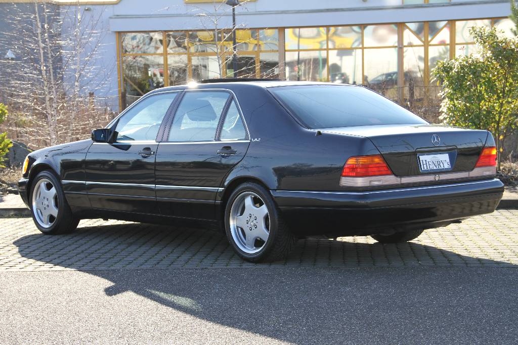 Detail b: Mercedes-Benz 600 SEL V12 V 140, EZ 05.1996, 2.Hand, Laufleistung ca. 61.537 miles abgelesen, HU Neu, 290 kW/ 394 PS, 12- Zylinder, ...