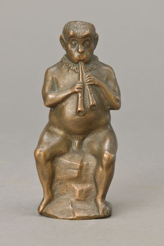Karl-Heinz Klein, geb. 1926, Bronzeskulptur,Kleiner Pan, monogrammiert und nummeriert 100/72, H. ca. 13.5 cm