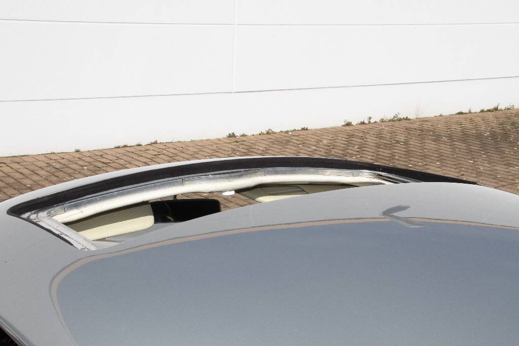 Detail d: Porsche 356 B Super 90 Coupé, EZ 07.1962, Laufleistung ca. 470 km seit Restaurierung, HU 02.2018, H-zulassungsfähig, 66 kW/ 90 PS, 4-Zylinder, ...