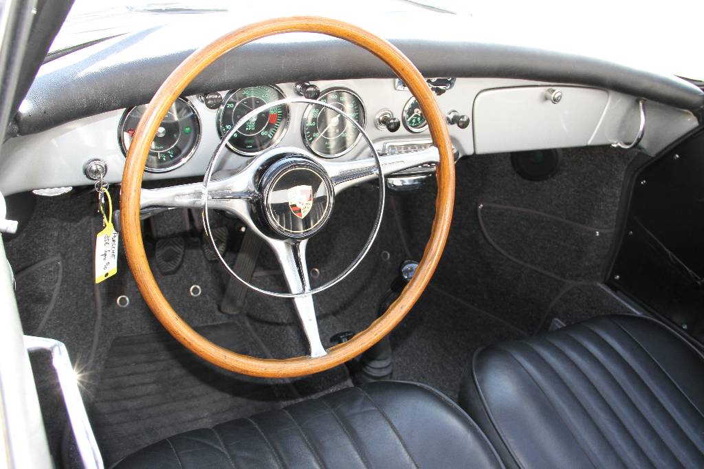 Detail e: Porsche 356 B Super 90 Coupé, EZ 07.1962, Laufleistung ca. 470 km seit Restaurierung, HU 02.2018, H-zulassungsfähig, 66 kW/ 90 PS, 4-Zylinder, ...