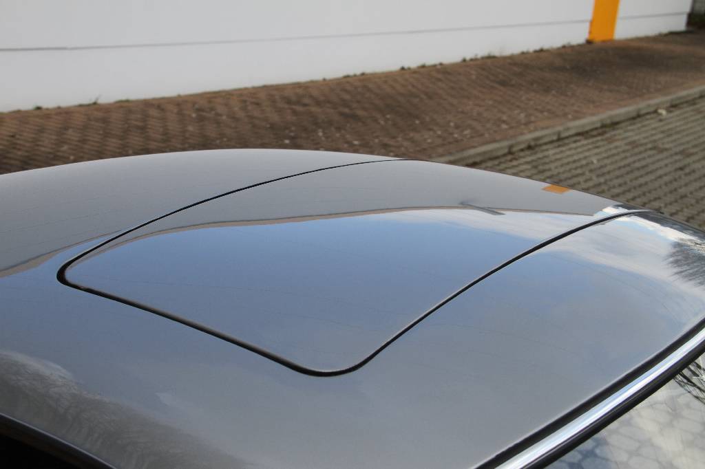 Detail g: Porsche 356 B Super 90 Coupé, EZ 07.1962, Laufleistung ca. 470 km seit Restaurierung, HU 02.2018, H-zulassungsfähig, 66 kW/ 90 PS, 4-Zylinder, ...