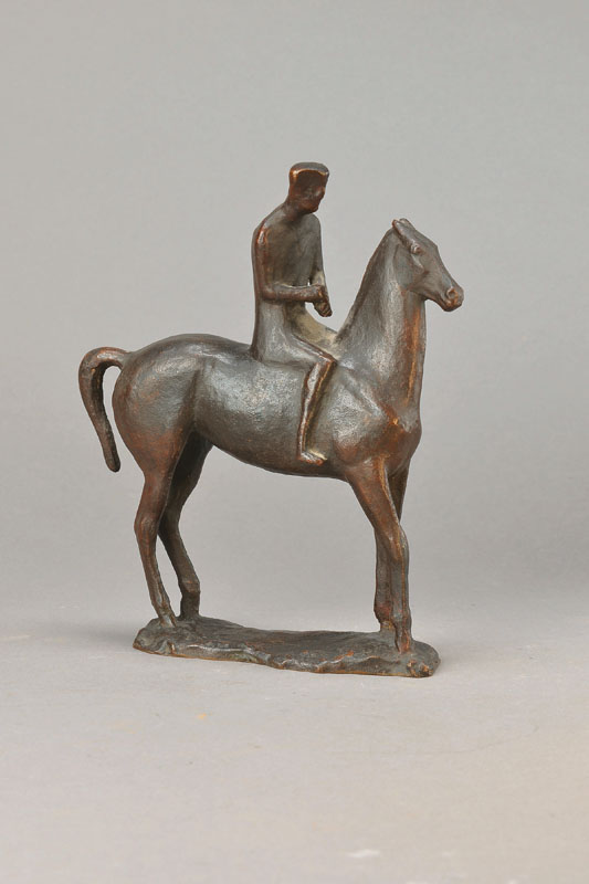 Jürgen Klein, 1904-1978, Pferd und Reiter, Bronzeskulptur, Sockel mit Signet, H. ca. 22.5cm