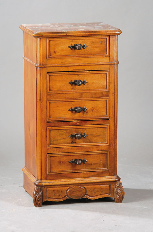 Beistell- bzw. Nachtschränkchen, wohl Frankreich, um 1900, Nussbaum massiv z.T. auf Eichekorpus, 3-schübig, 2 Blender als Türe für Nachttopf, ...