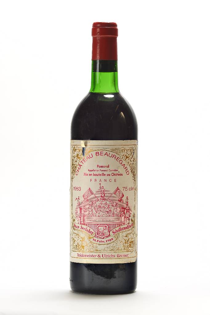 1 Flasche 1983 Château Beauregard, Pomerol, ca. 75 cl, ca. top shoulder, ca. 12,5% Vol., unverkostet, ausgewählt für die Haus Seefahrt ...